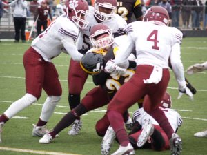 Kevin Willis taking on the Cubs defense